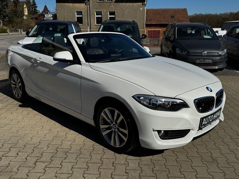 Gebraucht BMW 218 Advantage 136 PS (100 kW) 2015 Weiß Cabrio