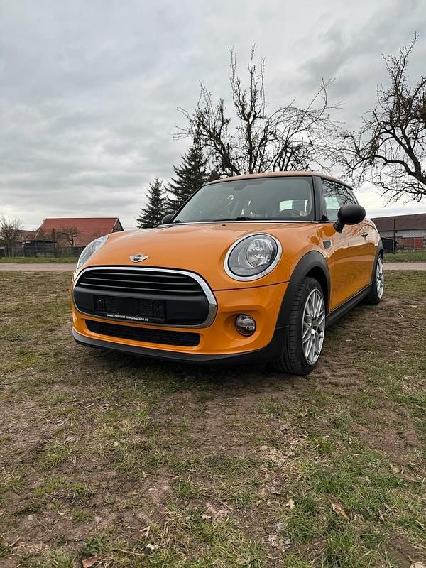 Gebraucht Mini ONE 75 PS (55 kW) 2015 Orange Kleinwagen