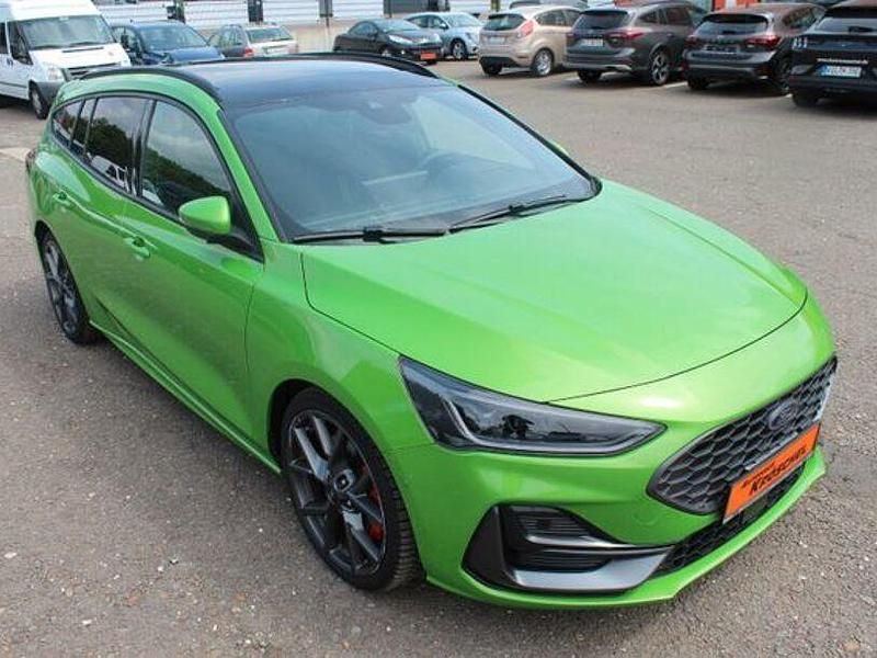 Gebraucht Ford Focus ST 280 PS (205 kW) 2023 Grün Limousine