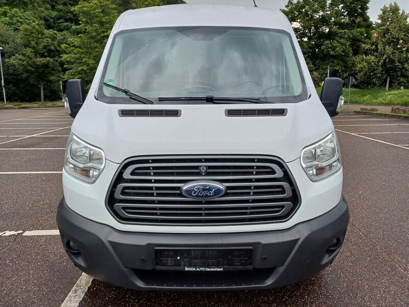 Gebraucht Ford Transit 131 PS (96 kW) 2019 Frostweiß Van / Kleinbus