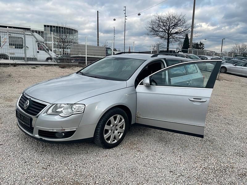 Silber Gebraucht 2008 VW Passat Kombi | 1.200 € (Superpreis) - Bild 1/4