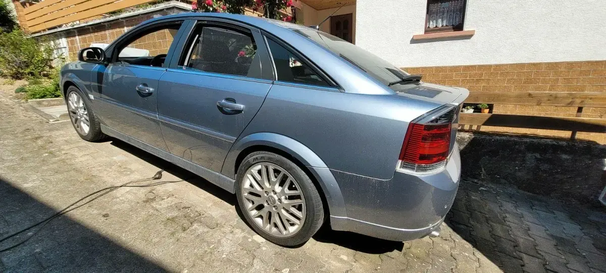 Gebraucht Opel Vectra GTS Cosmo 177 PS (130 kW) 2005 Grau Limousine