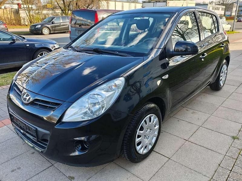 Gebraucht Hyundai i20 Classic 77 PS (56 kW) 2011 Black diamond Kleinwagen