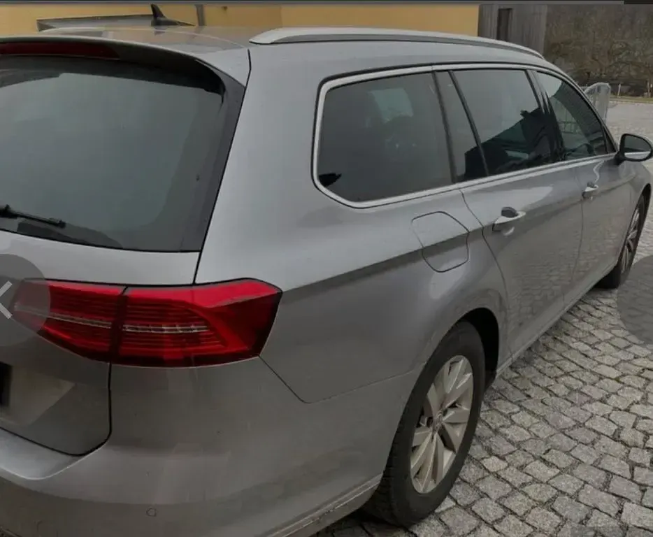 Gebraucht VW Passat Highline 150 PS (110 kW) 2019 Silber Kombi