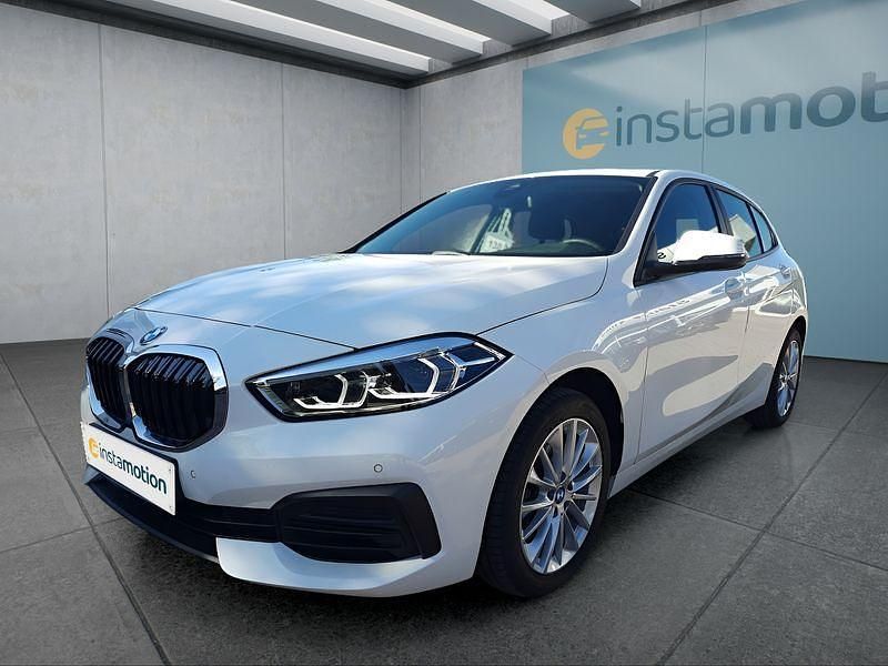 Weiß Gebraucht 2024 BMW 118 Advantage Kleinwagen | 23.899 € (Fairer Preis) - Bild 1/4
