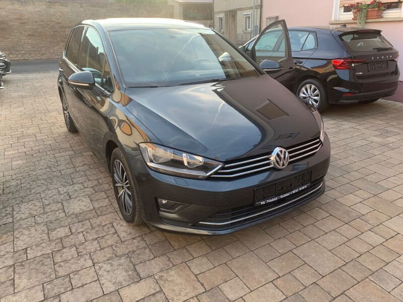 Grau Gebraucht 2016 VW Golf Sportsvan Van / Kleinbus | 11.900 € (Fairer Preis) - Bild 1/4
