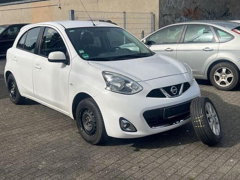 Gebraucht Nissan Micra Acenta 80 PS (58 kW) 2016 Weiß Kleinwagen