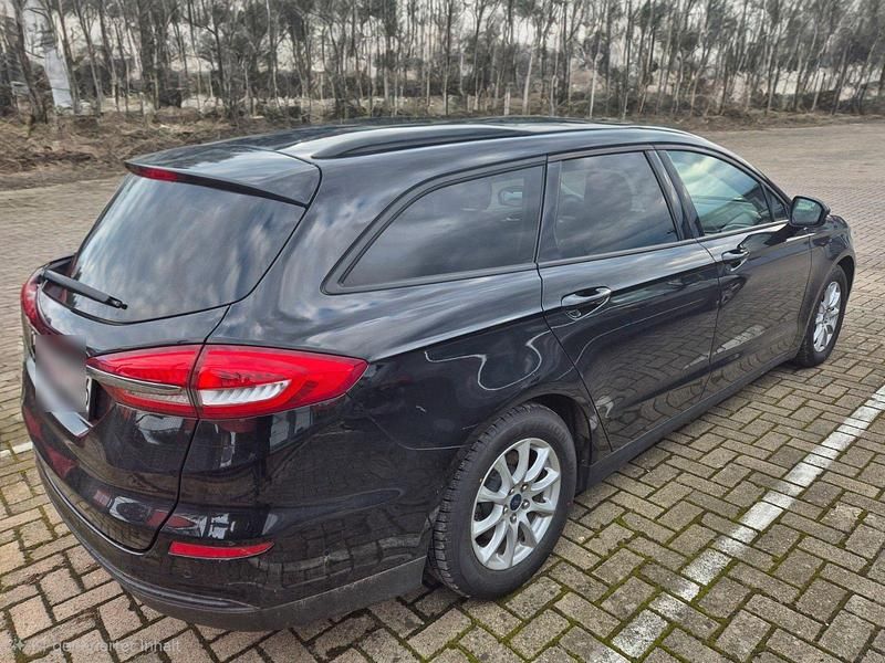 Gebraucht Ford Mondeo Trend 150 PS (110 kW) 2020 Schwarz Kombi