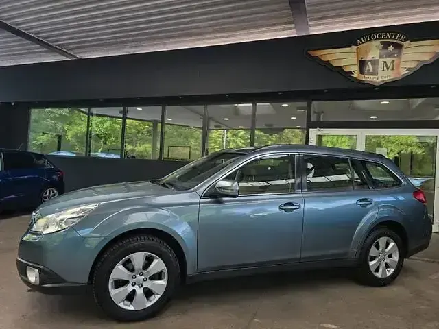 Gebraucht Subaru Outback Active 167 PS (122 kW) 2010 Grau (metallic) Kombi