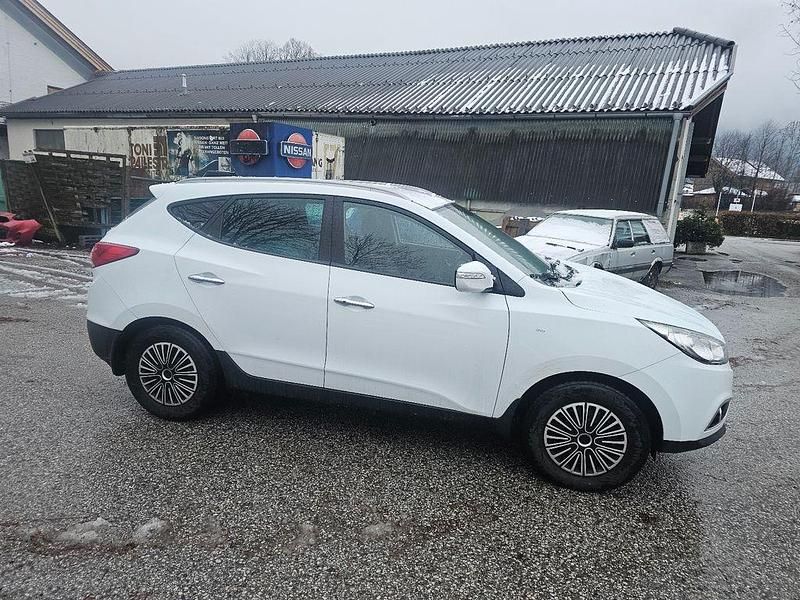 Gebraucht Hyundai ix35 Style 136 PS (100 kW) 2010 Weiß SUV