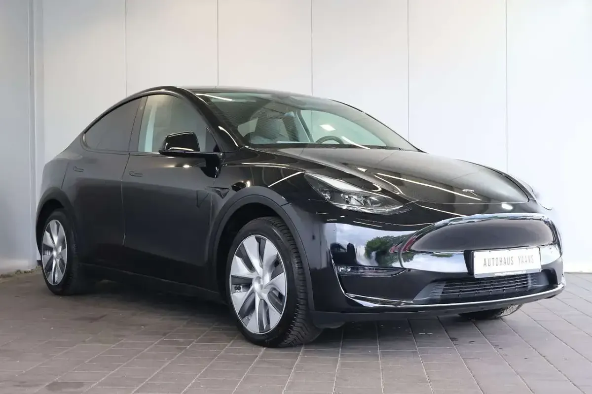 Gebraucht Tesla Model Y Long Range AWD 378 kW (514 PS) 2022 Schwarz SUV