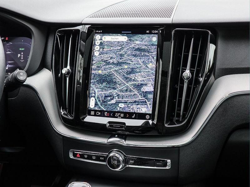 Gebraucht Volvo XC60 349 PS (256 kW) 2023 Weiß SUV