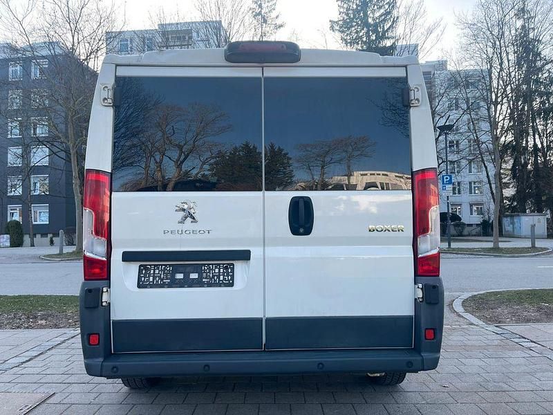 Gebraucht Peugeot Boxer 131 PS (96 kW) 2015 Weiß Van