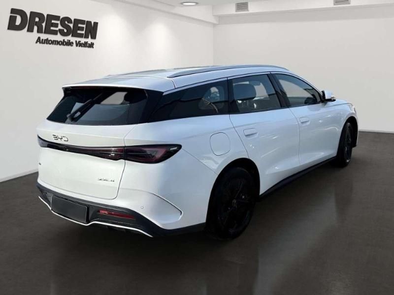 Neu BYD Seal Boost 184 PS (135 kW) 2026 Weiss Kombi