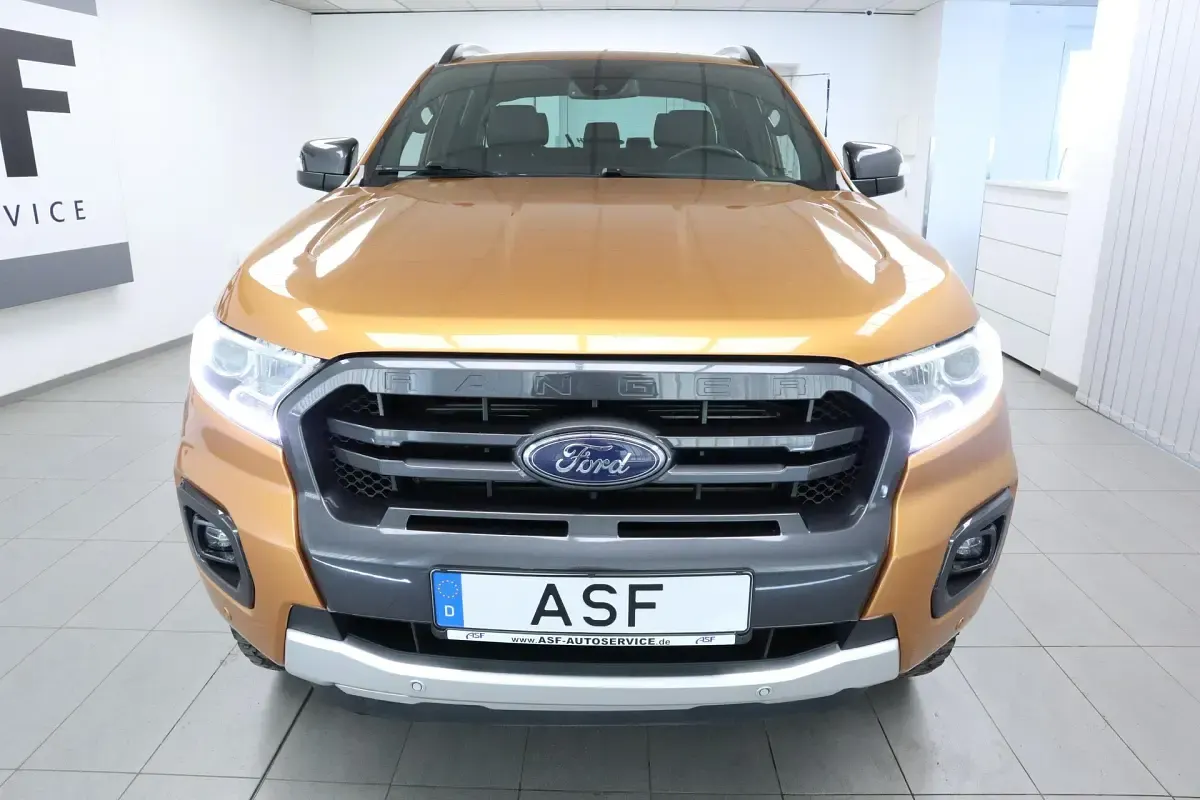 Gebraucht Ford Ranger Wildtrack 212 PS (155 kW) 2020 Canyonorange metallic Pickup