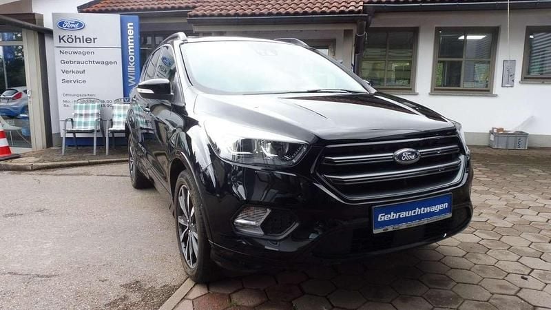 Gebraucht Ford Kuga ST-Line 150 PS (110 kW) 2019 Iridiumschwarz metallic SUV