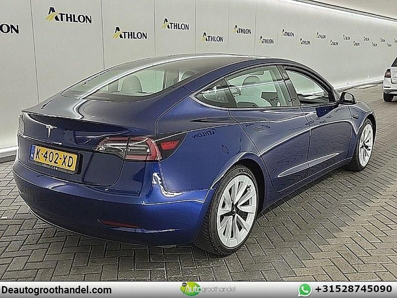 Gebraucht Tesla Model 3 Standard Range 175 kW (238 PS) 2021 Blau Limousine