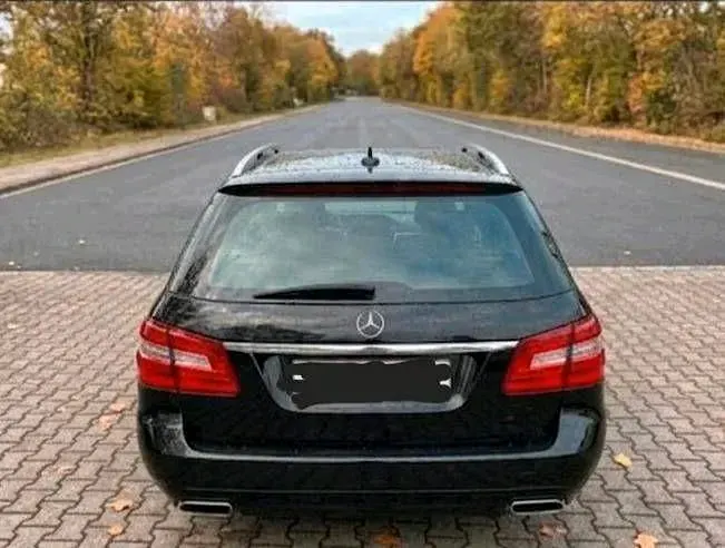 Usata Mercedes E250 205 CV (150 kW) 2010 Nero Station wagon
