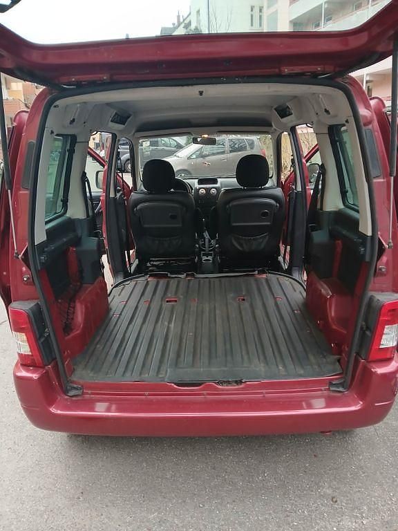 Gebraucht Citroën Berlingo 75 PS (55 kW) 2006 Rot Van / Kleinbus
