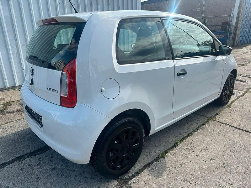 Gebraucht Skoda Citigo Active 60 PS (44 kW) 2013 Weiß Kleinwagen