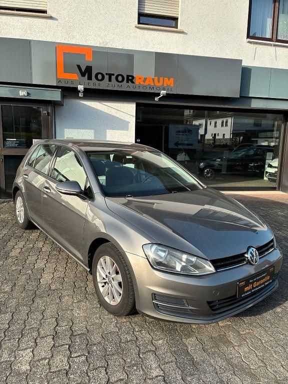 Gebraucht VW Golf VII Trendline 105 PS (77 kW) 2013 Grau Limousine