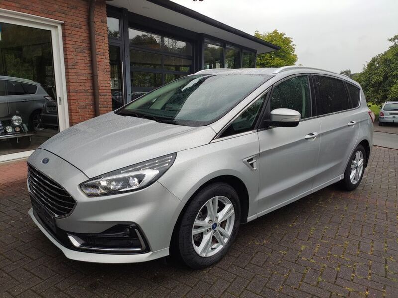 Gebraucht Ford S-MAX Titanium 150 PS (110 kW) 2020 Silber Van / Kleinbus