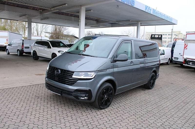 Second-hand VW Multivan 150 CP (110 kW) 2022 Gri Monovolum