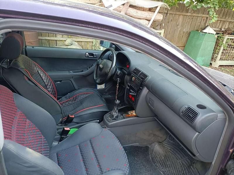 Violett Gebraucht 2000 Audi A3 Ambition Limousine | 1.500 € (Superpreis) - Bild 1/1
