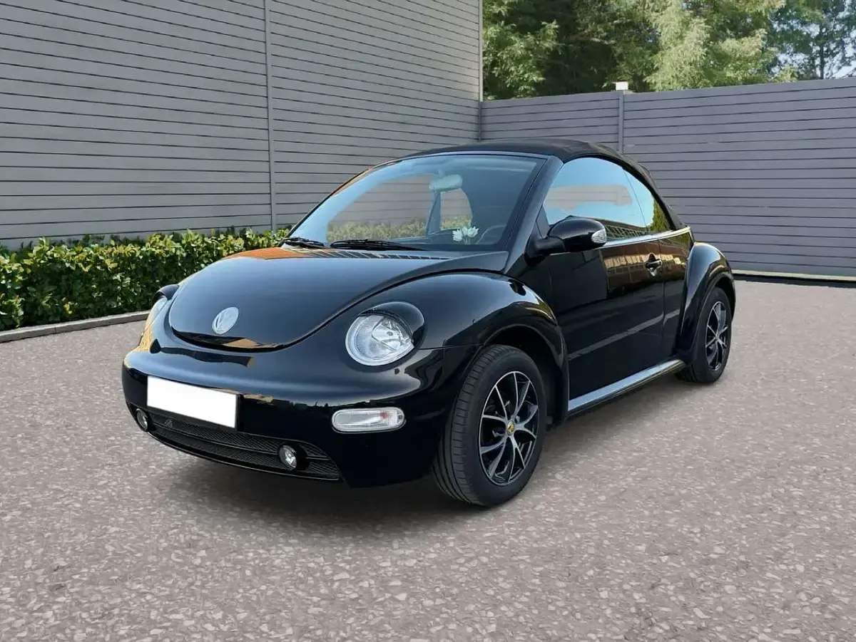 Gebraucht VW New Beetle Cabriolet 75 PS (55 kW) 2003 Schwarz Cabrio
