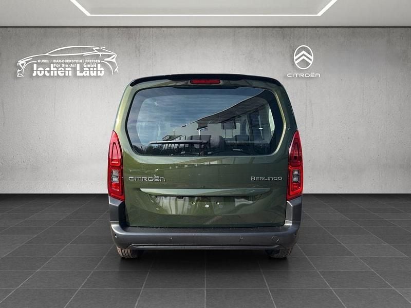 Neu Citroën Berlingo 110 PS (80 kW) 2026 Grün Van / Kleinbus