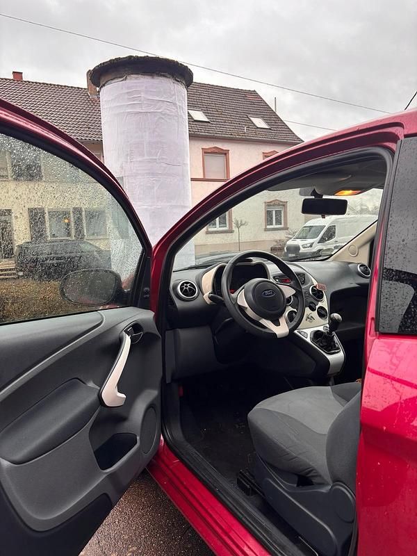 Gebraucht Ford Ka 64 PS (47 kW) 2009 Rot Kleinwagen