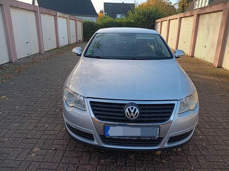 Gebraucht VW Passat Trendline 150 PS (110 kW) 2005 Silber Limousine