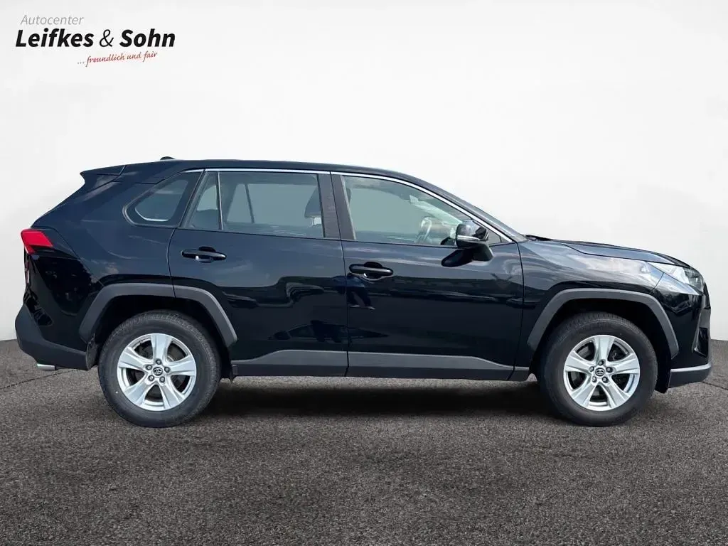 Gebraucht Toyota RAV4 175 PS (128 kW) 2019 Schwarz SUV