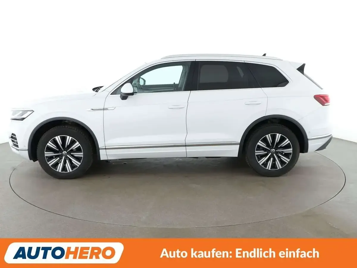 Gebraucht VW Touareg Elegance 231 PS (169 kW) 2020 Pure white SUV