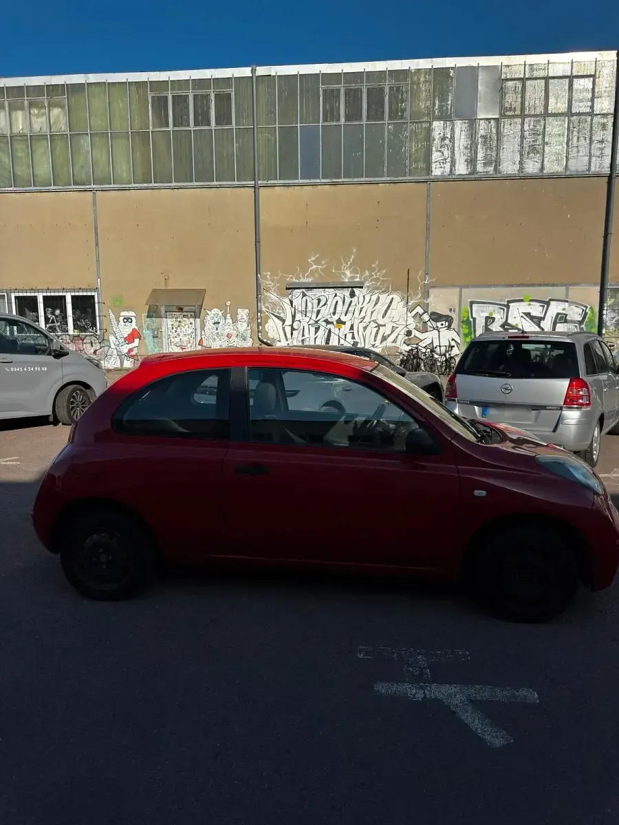 Gebraucht Nissan Micra 65 PS (47 kW) 2009 Rot Kleinwagen