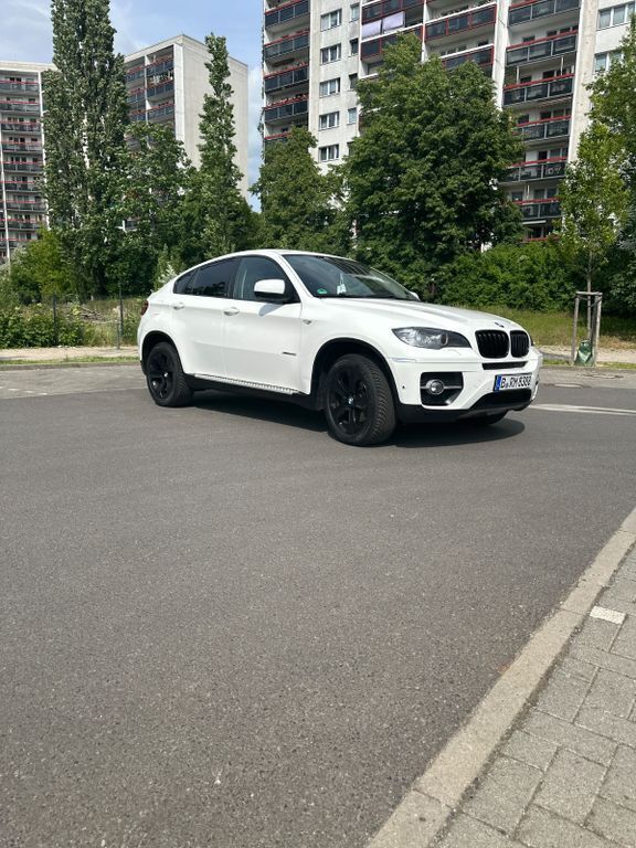 Weiß Gebraucht 2011 BMW X6 SUV | 18.750 € (Fairer Preis) - Bild 1/4