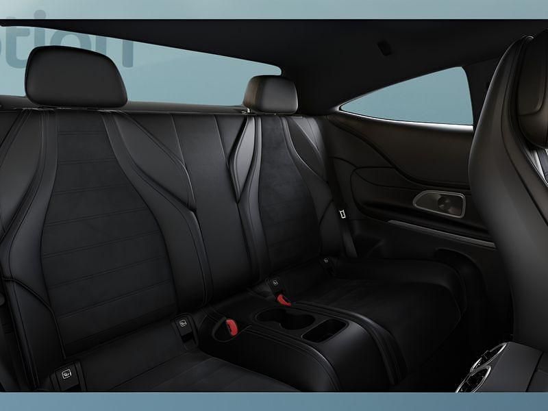 Gebraucht Mercedes CLE220 197 PS (144 kW) 2026 Weiß Coupé