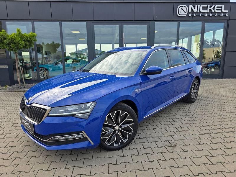 Blau Gebraucht 2022 Skoda Superb LAURIN & KLEMENT Kombi | 26.999 € (Guter Preis) - Bild 1/4