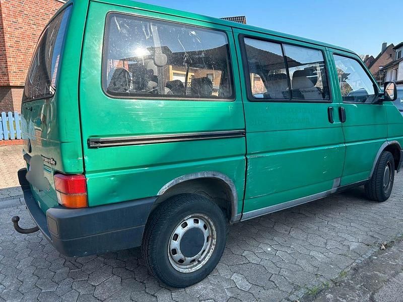 Gebraucht VW T4 77 PS (56 kW) 1994 Grün Van