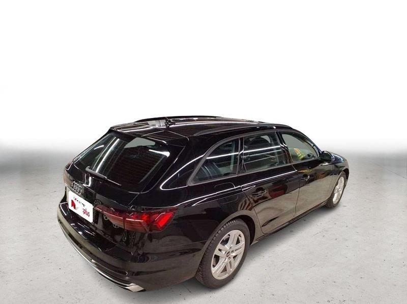 Gebraucht Audi A4 Advanced Plus 163 PS (119 kW) 2025 Mythosschwarz metallic Kombi