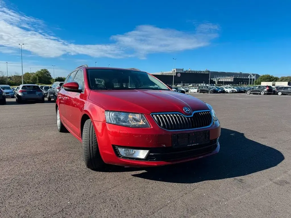 Gebraucht Skoda Octavia GreenLine 110 PS (80 kW) 2016 Rot Kombi