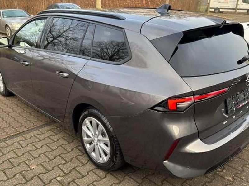 Gebraucht Opel Astra 131 PS (96 kW) 2024 Grau Kombi
