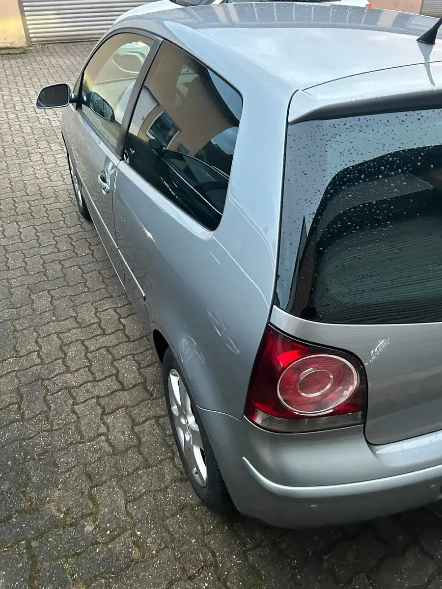 Gebraucht VW Polo 80 PS (58 kW) 2008 Silber Kleinwagen