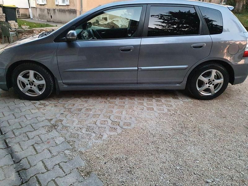 Gebraucht Honda Civic Sport 160 PS (117 kW) 2005 Grau Limousine