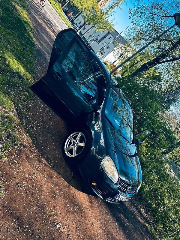 Second-hand VW Golf 150 CP (110 kW) 2006 Andere farben Coupe