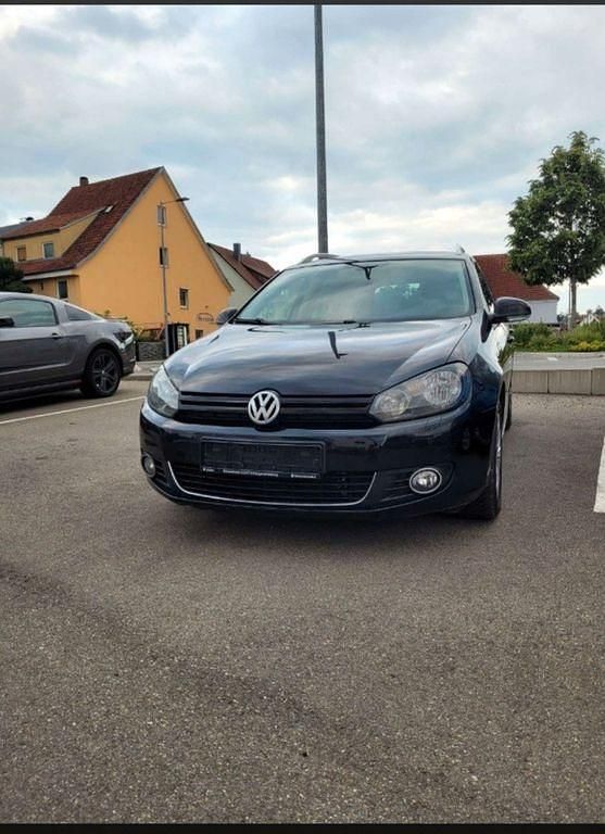 Gebraucht VW Golf VI Trendline 105 PS (77 kW) 2011 Schwarz Kleinwagen