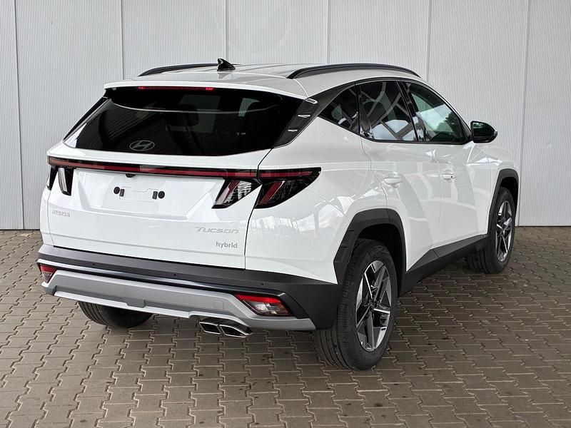 Neu Hyundai Tucson 215 PS (158 kW) 2025 Serenity white SUV