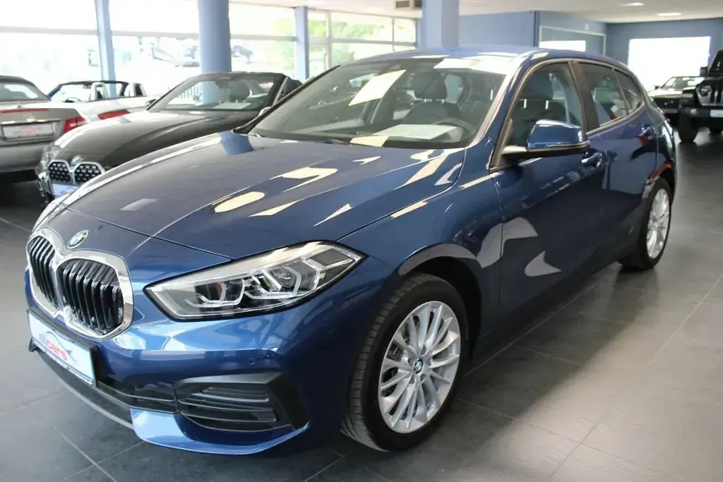 Gebraucht BMW 118 Advantage 136 PS (100 kW) 2023 Blau Kleinwagen