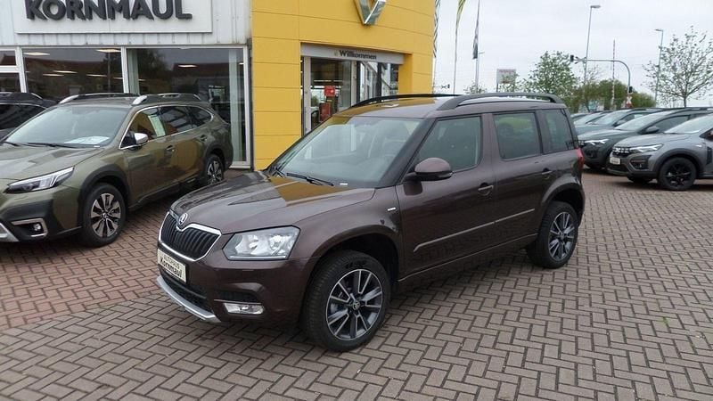 Topazbraun metallic Gebraucht 2017 Skoda Yeti Drive SUV | 16.591 € (Fairer Preis) - Bild 1/4