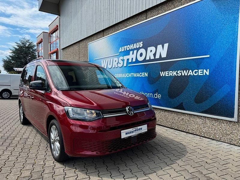 Rot Gebraucht 2022 VW Caddy Maxi Life Van / Kleinbus | 30.900 € (Etwas zu teuer) - Bild 1/4